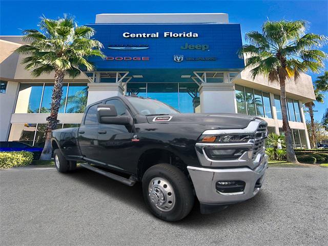 2025 RAM Ram 3500 RAM 3500 TRADESMAN CREW CAB 4X4 8 BOX