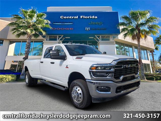2025 RAM Ram 3500 RAM 3500 TRADESMAN CREW CAB 4X4 8 BOX