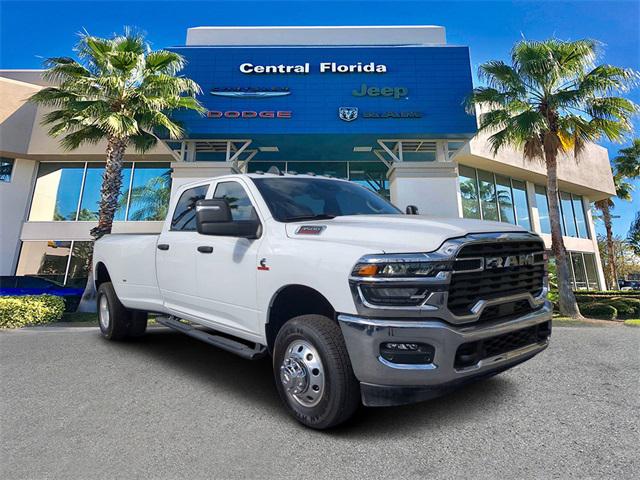 2025 RAM Ram 3500 RAM 3500 TRADESMAN CREW CAB 4X4 8 BOX