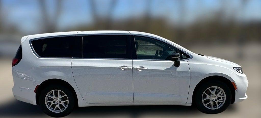 2025 Chrysler Pacifica PACIFICA SELECT