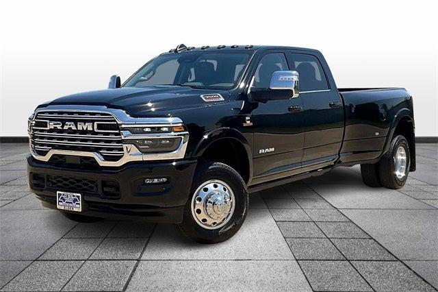 2025 RAM Ram 3500 RAM 3500 LIMITED LONGHORN CREW CAB 4X4 8 BOX