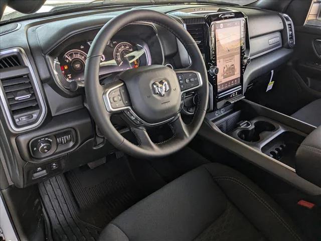 2025 RAM Ram 1500 RAM 1500 BIG HORN CREW CAB 4X2 64 BOX
