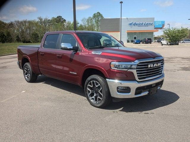 2025 RAM Ram 1500 RAM 1500 LARAMIE CREW CAB 4X4 64 BOX