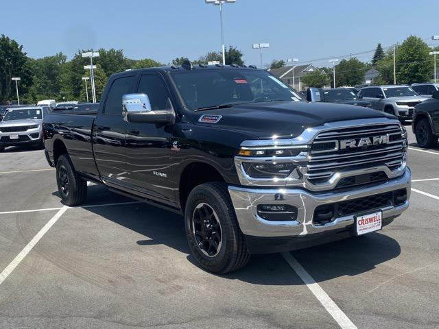 2025 RAM Ram 3500 RAM 3500 LARAMIE CREW CAB 4X4 8 BOX