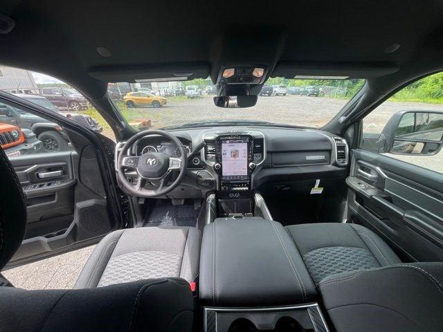 2025 RAM Ram 3500 RAM 3500 BIG HORN CREW CAB 4X4 8 BOX
