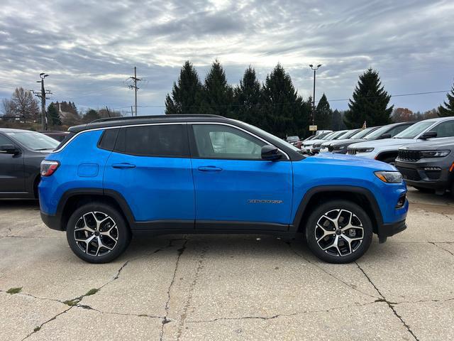 2025 Jeep Compass COMPASS LIMITED 4X4 2025 Jeep Compass COMPASS LIMITED 4X4