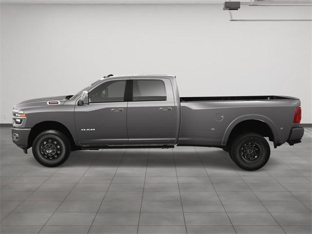 2025 RAM Ram 3500 RAM 3500 LARAMIE CREW CAB 4X4 8 BOX