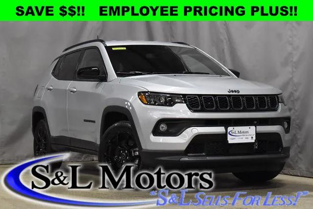 2025 Jeep Compass COMPASS LATITUDE 4X4