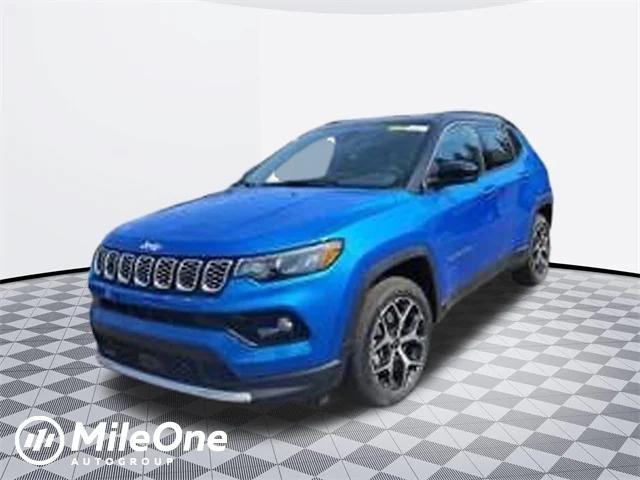 2025 Jeep Compass COMPASS LATITUDE 4X4