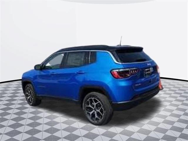 2025 Jeep Compass COMPASS LATITUDE 4X4