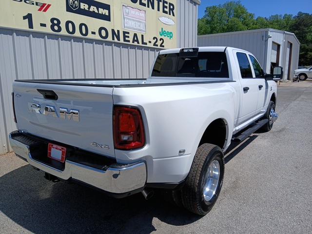 2025 RAM Ram 3500 RAM 3500 TRADESMAN CREW CAB 4X4 8 BOX