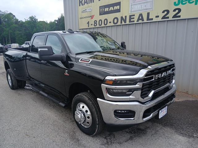 2025 RAM Ram 3500 RAM 3500 TRADESMAN CREW CAB 4X4 8 BOX