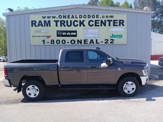 2025 RAM Ram 2500 RAM 2500 TRADESMAN CREW CAB 4X4 64 BOX