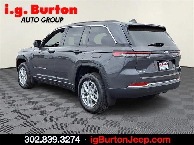 2025 Jeep Grand Cherokee GRAND CHEROKEE LAREDO X 4X4