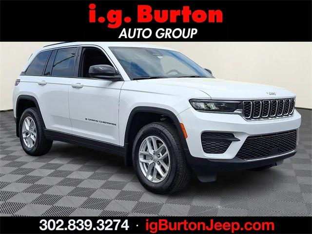 2025 Jeep Grand Cherokee GRAND CHEROKEE LAREDO X 4X4