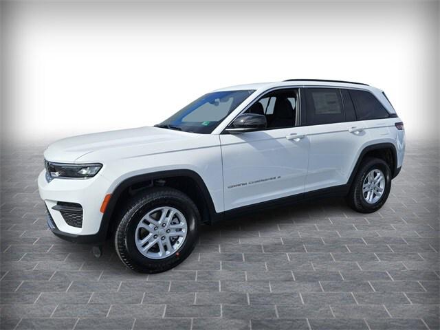 2025 Jeep Grand Cherokee GRAND CHEROKEE LAREDO 4X2