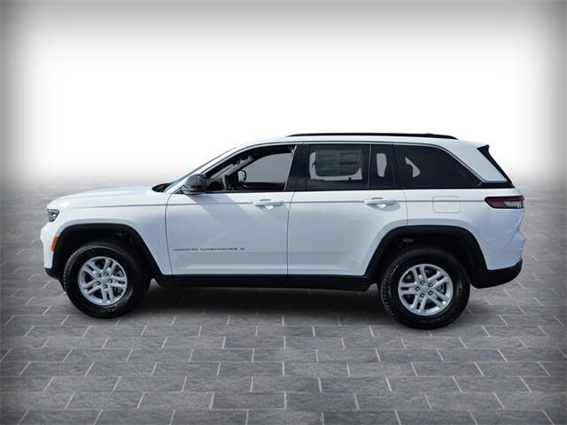 2025 Jeep Grand Cherokee GRAND CHEROKEE LAREDO 4X2