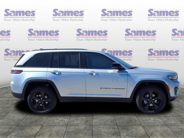 2025 Jeep Grand Cherokee GRAND CHEROKEE ALTITUDE 4X4