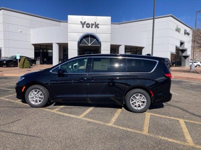 2025 Chrysler Pacifica PACIFICA SELECT