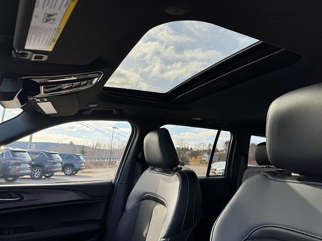 2025 Jeep Grand Cherokee GRAND CHEROKEE ALTITUDE X 4X4 2025 Jeep Grand Cherokee GRAND CHEROKEE ALTITUDE X 4X4