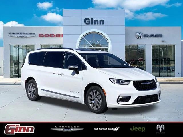 2025 Chrysler Pacifica Hybrid PACIFICA PLUG-IN HYBRID PINNACLE