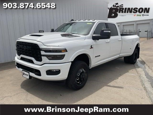 2025 RAM Ram 3500 RAM 3500 LIMITED CREW CAB 4X4 8 BOX