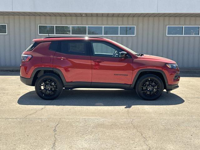 2025 Jeep Compass COMPASS LATITUDE 4X4