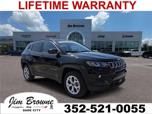 2025 Jeep Compass COMPASS LATITUDE 4X4