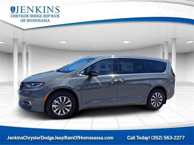 2025 Chrysler Pacifica Hybrid PACIFICA PLUG-IN HYBRID SELECT