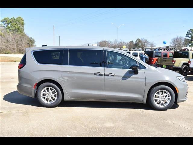 2025 Chrysler Pacifica PACIFICA SELECT