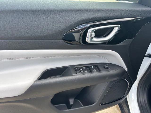 2025 Jeep Compass COMPASS LIMITED 4X4