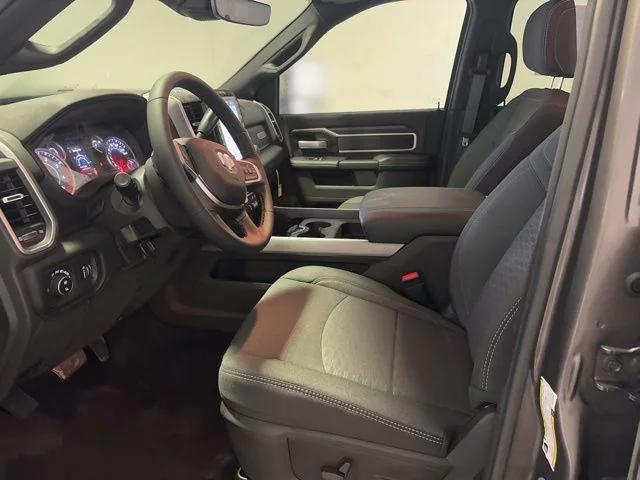 2025 RAM Ram 3500 RAM 3500 BIG HORN CREW CAB 4X4 64 BOX