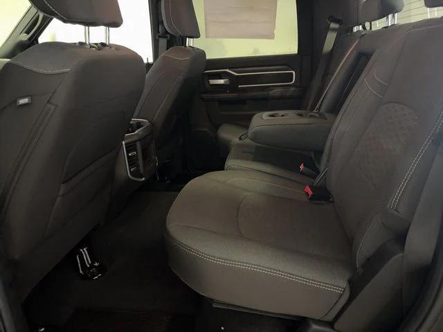 2025 RAM Ram 3500 RAM 3500 BIG HORN CREW CAB 4X4 64 BOX