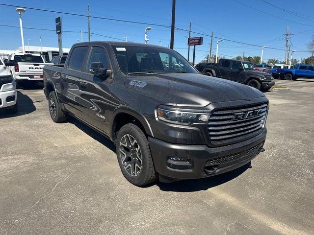 2025 RAM Ram 1500 RAM 1500 LARAMIE CREW CAB 4X2 57 BOX