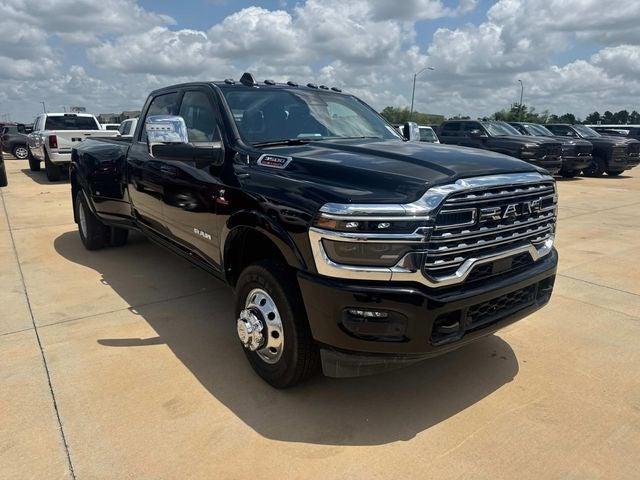 2025 RAM Ram 3500 RAM 3500 LIMITED LONGHORN CREW CAB 4X4 8 BOX