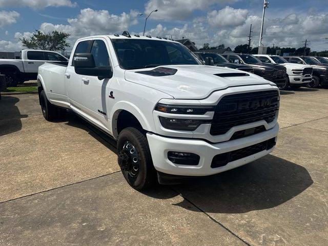 2025 RAM Ram 3500 RAM 3500 LIMITED CREW CAB 4X4 8 BOX 2025 RAM Ram 3500 RAM 3500 LIMITED CREW CAB 4X4 8 BOX