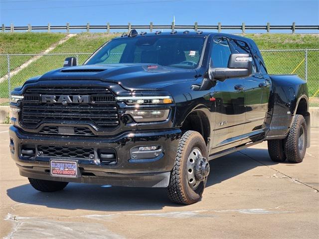 2025 RAM Ram 3500 RAM 3500 LARAMIE MEGA CAB 4X4 64 BOX