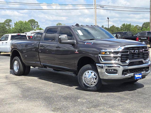 2025 RAM Ram 3500 RAM 3500 TRADESMAN CREW CAB 4X4 8 BOX