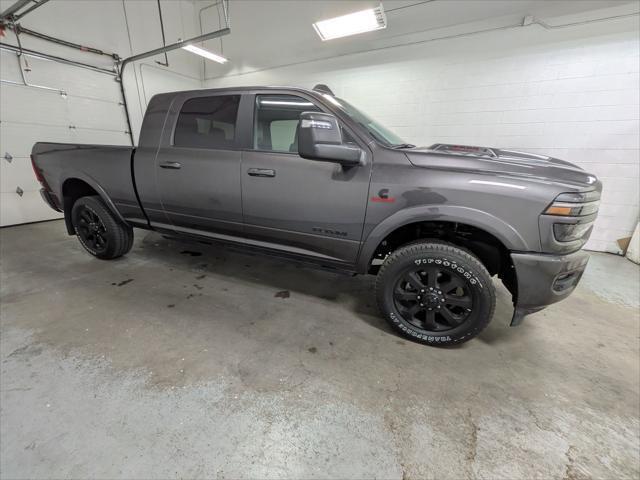 2025 RAM Ram 3500 RAM 3500 LARAMIE MEGA CAB 4X4 64 BOX 2025 RAM Ram 3500 RAM 3500 LARAMIE MEGA CAB 4X4 64 BOX