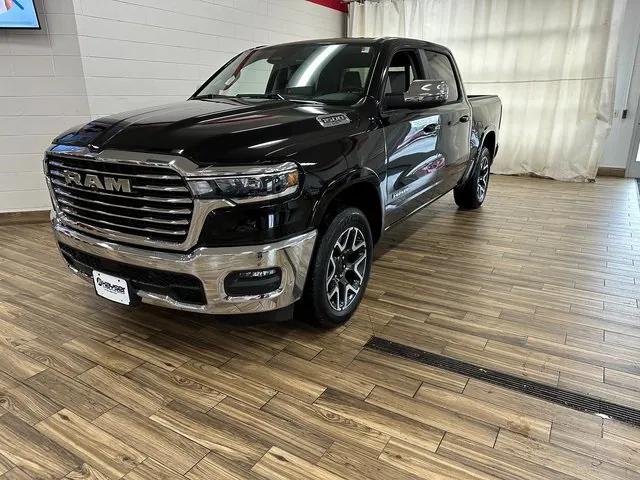 2025 RAM Ram 1500 RAM 1500 LARAMIE CREW CAB 4X4 57 BOX