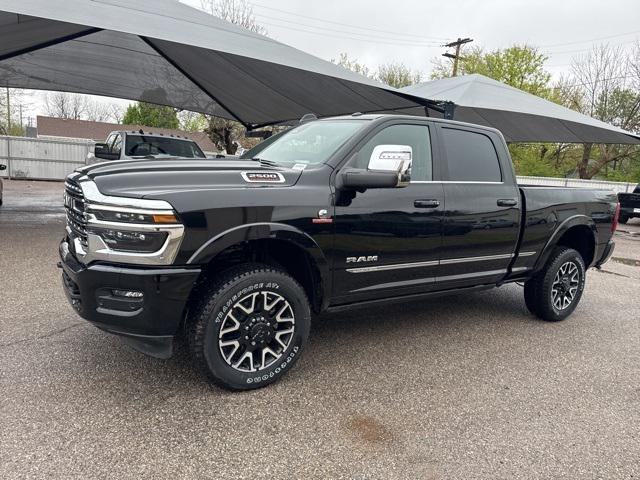 2025 RAM Ram 2500 RAM 2500 LIMITED CREW CAB 4X4 64 BOX