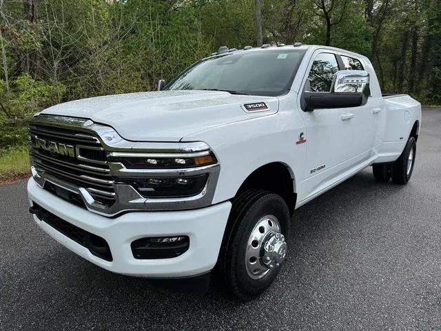 2025 RAM Ram 3500 RAM 3500 LARAMIE MEGA CAB 4X4 64 BOX