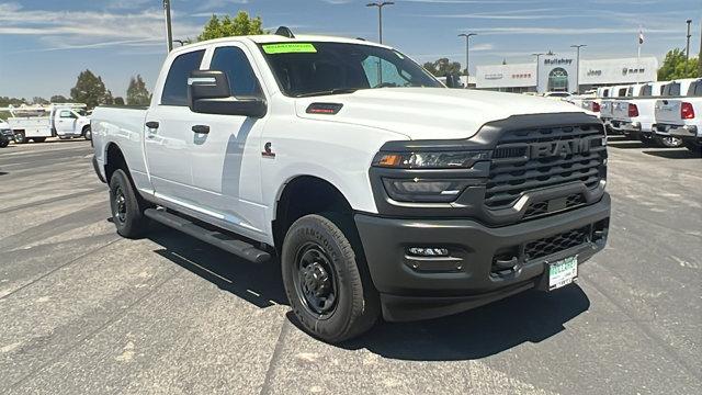 2025 RAM Ram 2500 RAM 2500 TRADESMAN CREW CAB 4X4 64 BOX