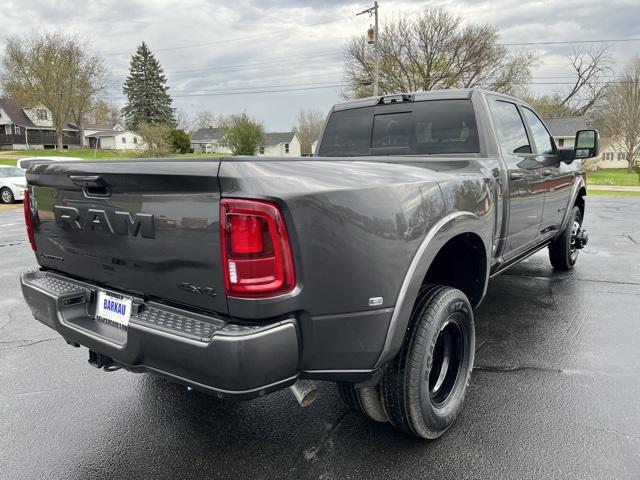 2025 RAM Ram 3500 RAM 3500 LIMITED CREW CAB 4X4 8 BOX