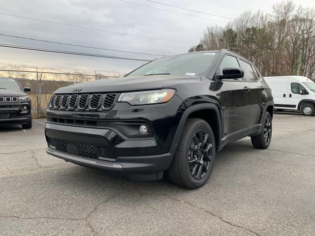 2025 Jeep Compass COMPASS LATITUDE 4X4
