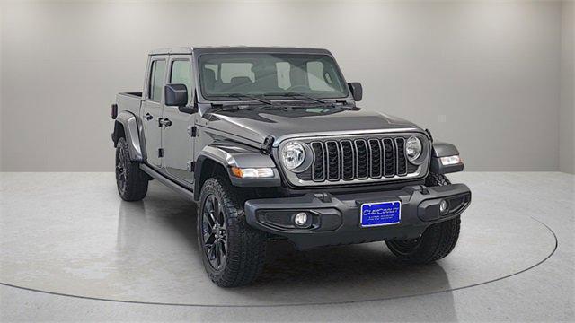 2025 Jeep Gladiator GLADIATOR NIGHTHAWK 4X4