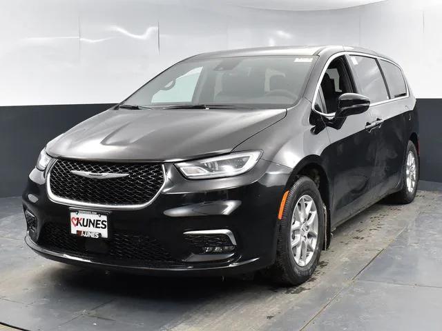 2025 Chrysler Pacifica PACIFICA SELECT