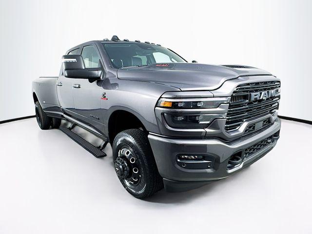 2025 RAM Ram 3500 RAM 3500 LARAMIE CREW CAB 4X4 8 BOX