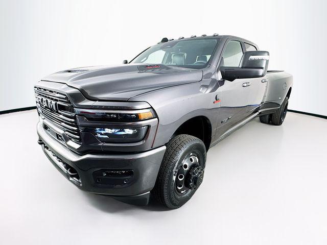 2025 RAM Ram 3500 RAM 3500 LARAMIE CREW CAB 4X4 8 BOX