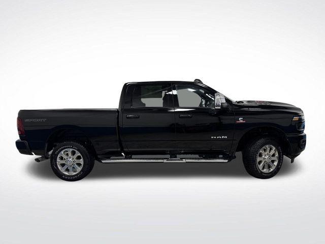 2025 RAM Ram 3500 RAM 3500 LARAMIE CREW CAB 4X4 64 BOX 2025 RAM Ram 3500 RAM 3500 LARAMIE CREW CAB 4X4 64 BOX